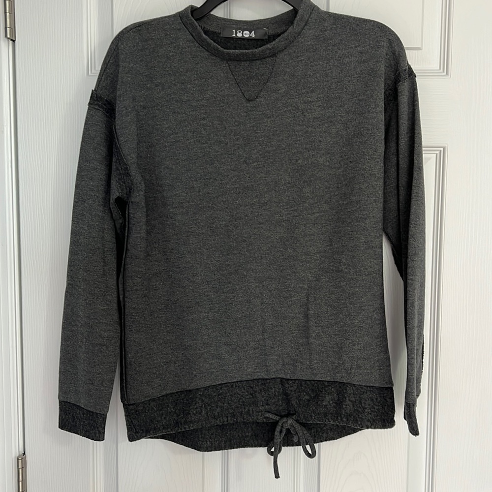 Coin 1804-Peny drawstring waist knit top, Gray, Womens size small